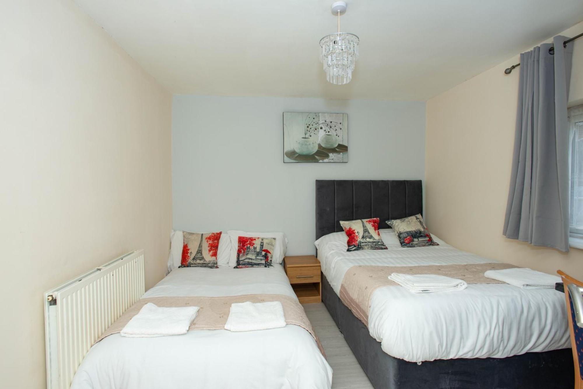 Saffron Studios Orpington Luaran gambar