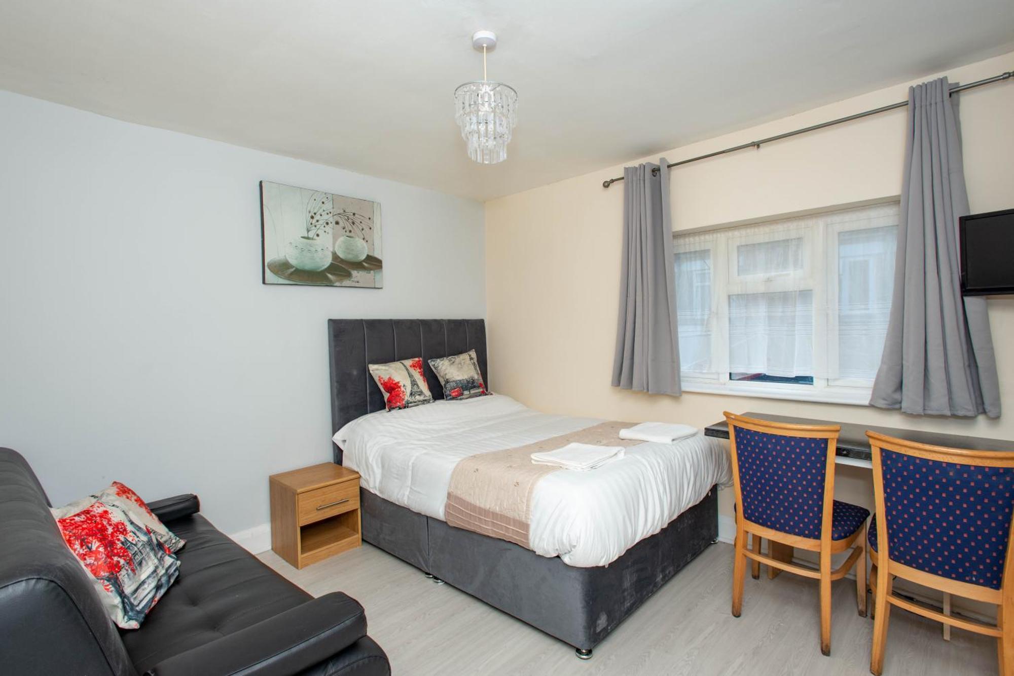 Saffron Studios Orpington Luaran gambar