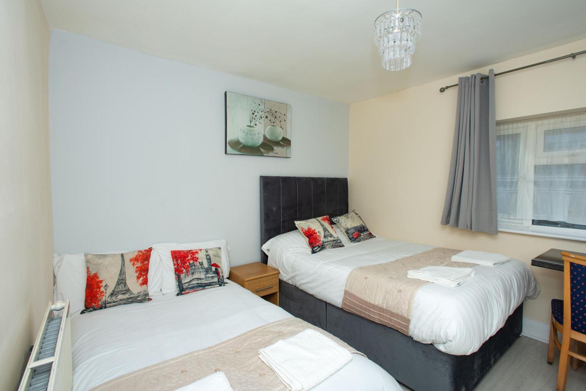 Saffron Studios Orpington Luaran gambar