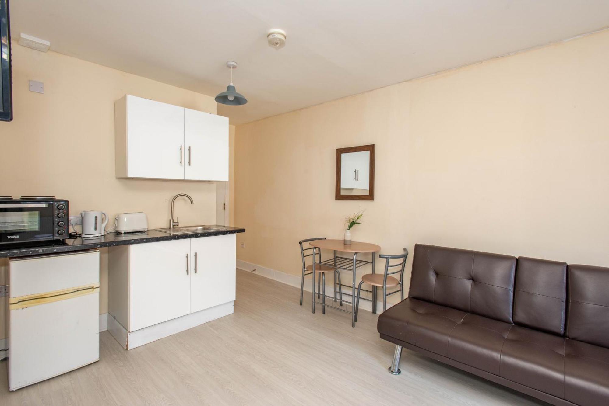Saffron Studios Orpington Luaran gambar