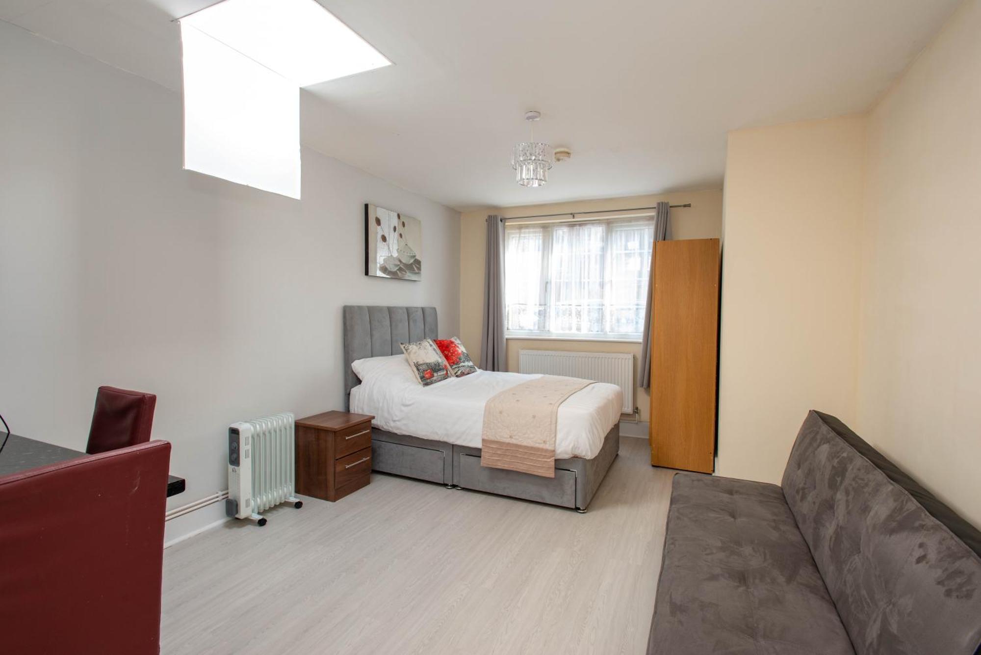 Saffron Studios Orpington Luaran gambar