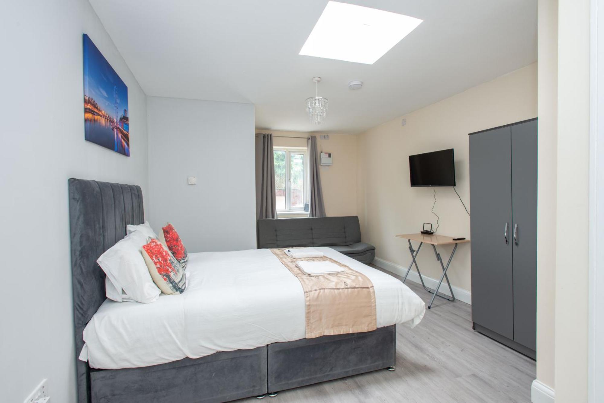 Saffron Studios Orpington Luaran gambar