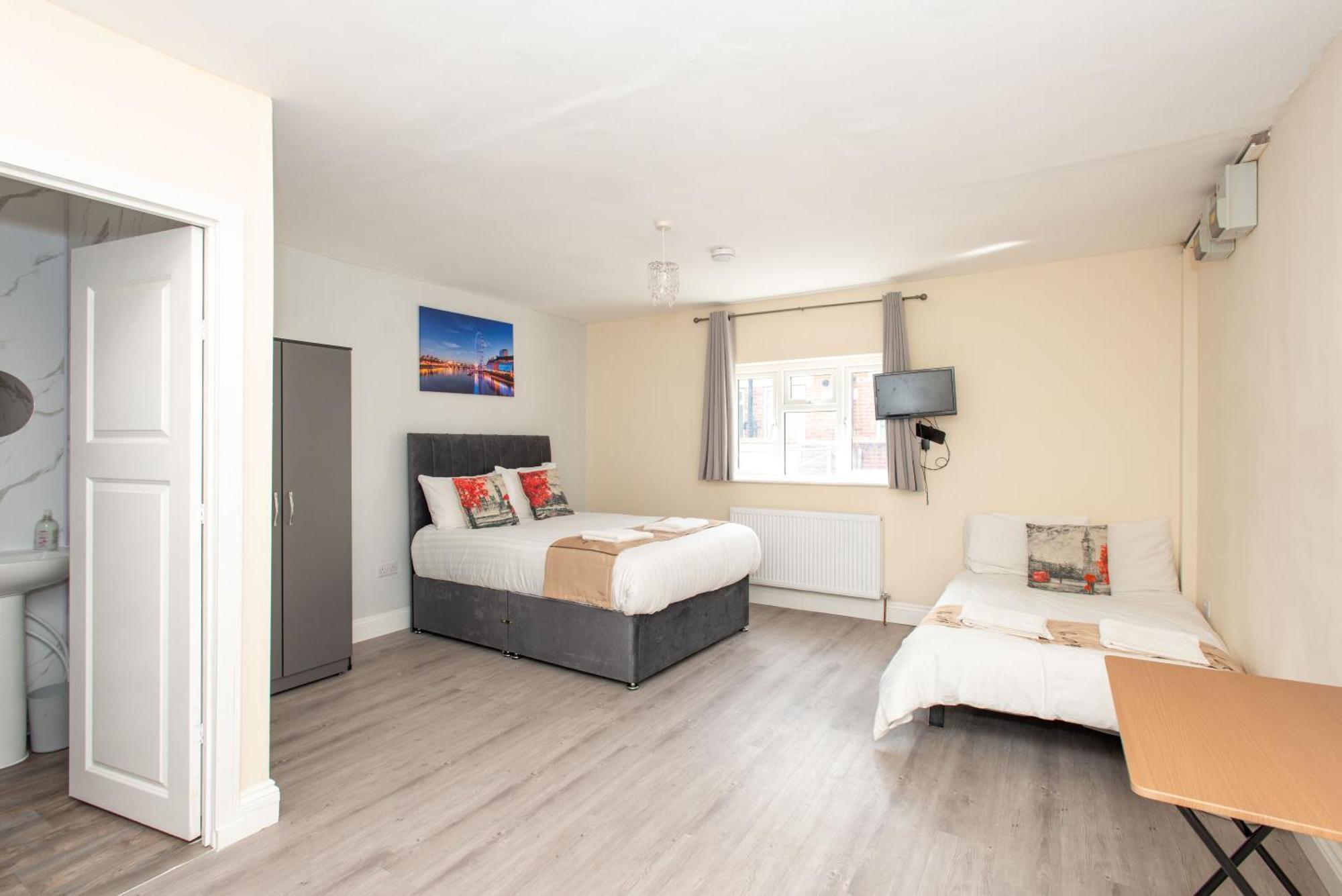 Saffron Studios Orpington Luaran gambar